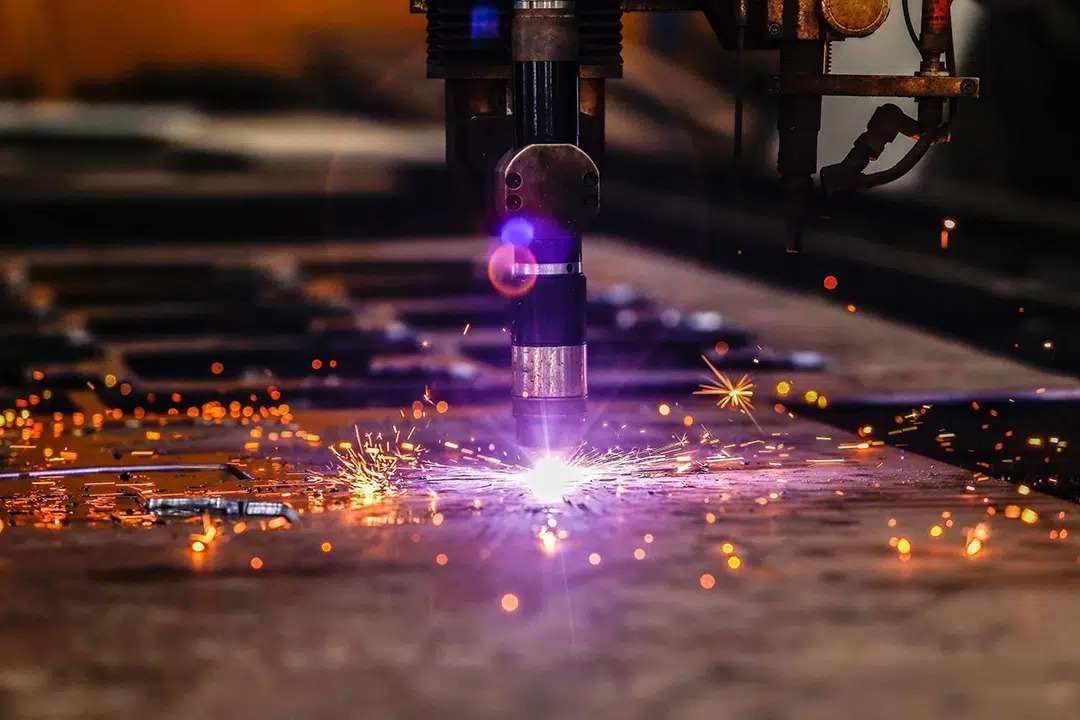 Flame Cutting and Plasma Cutting – A Deep Dive - Charles Day Steels